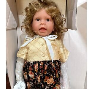 Lee Middleton Original Dolls Artist Studio #905/1000-2004 "Little Miss"-NEW!